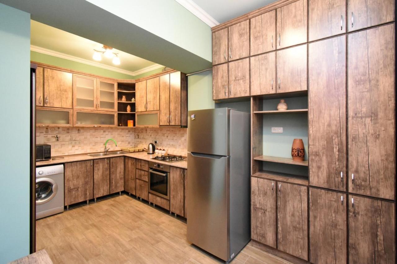 Yerevan Home Extérieur photo