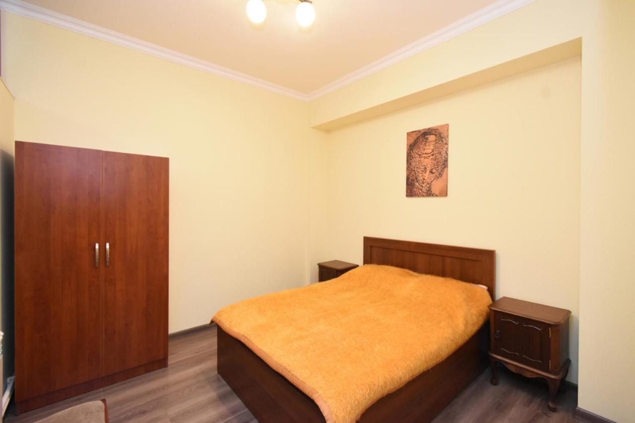 Yerevan Home Extérieur photo