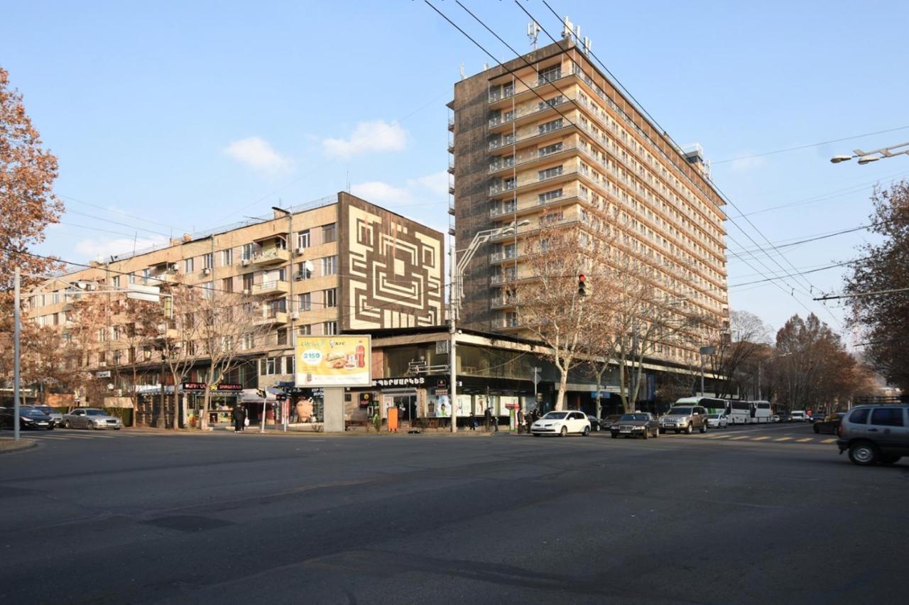 Yerevan Home Extérieur photo
